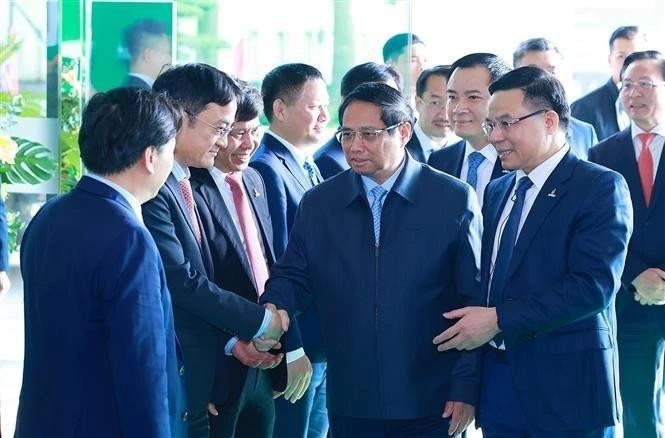 Restructurer Le Petrovietnam Selon Le Mod Le D Un Groupe National D