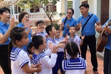 Dans l'école primaire du chef-lieu de Truong Sa. Photo : NDEL.