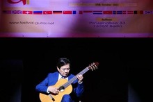 Le professeur et compositeur Dang Ngoc Long. Photo: VNA