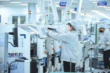 De nombreuses entreprises étrangères considèrent le Vietnam comme une destination stratégique incontournable pour l’expansion de leur production. Photo : VNA