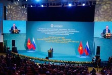 Le secrétaire général du Parti communiste du Vietnam (PCV) To Lam prononce un discours à la RANEPA. Photo : VNA.