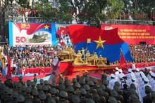 Lors de la cérémonie de célébrations du 50ᵉ anniversaire de la libération du Sud et de la réunification du pays (30 avril 1975 – 30 avril 2025). Photo : NLĐ.
