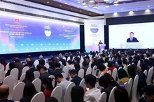 Lors du 17e Forum sur les scénarios économiques du Vietnam, le 7 janvier à Hanoï. Photo : VNA.