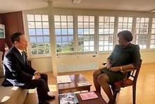 L'ambassadeur du Vietnam au Venezuela, Vu Trung My (gauche) et la gouverneure générale de Saint-Vincent-et-les-Grenadines, Dame Susan Dougan. Photo: ambassade du Vietnam au Venezuela