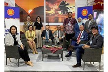 Le Vietnam, l'Indonésie, la Malaisie, la Thaïlande et les Philippines étaient présents et ont présenté leurs produits dans le village ASEAN. Photo : baoquocte.vn