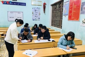 Une classe de langues ethniques à Lang Son. Photo : VOV.