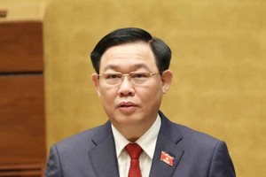 Le président de l’Assemblée nationale, Vuong Dinh Huê, sera libéré de ses fonctions. Photo : VNA.