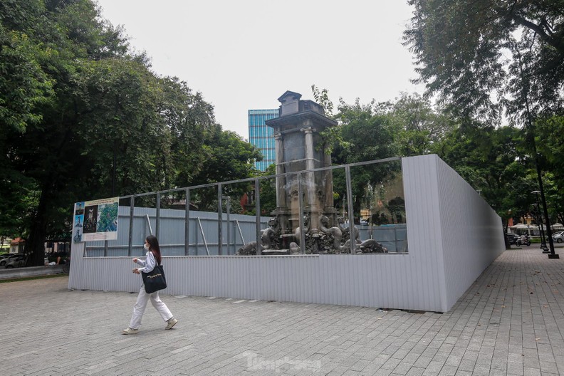 [Photos] La fontaine du Crapaud en cours de restauration ảnh 12