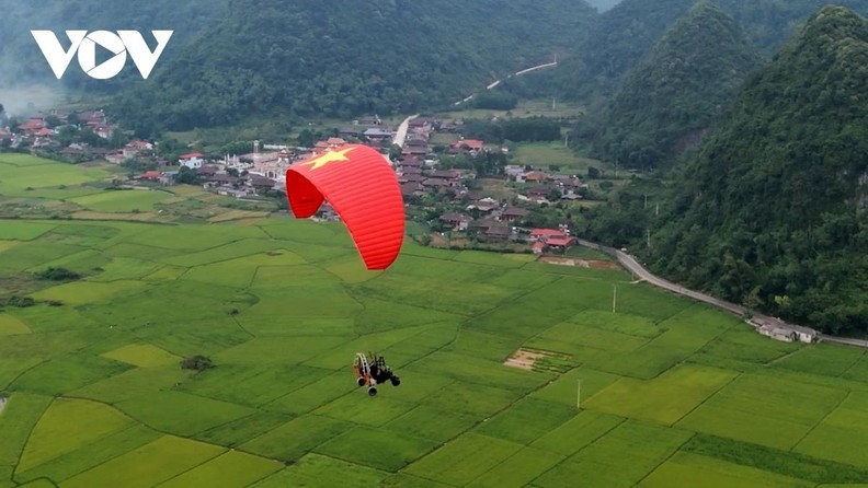 À la découverte de la saison dorée dans la vallée de Bac Son ảnh 2