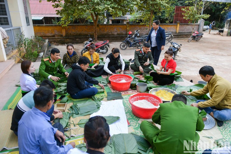 Entre tradition et modernité, le Têt s’impose toujours comme un trait unique de la culture vietnamienne ảnh 2