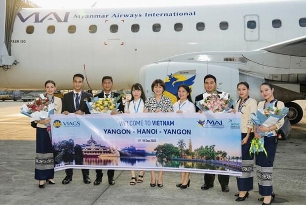 Dans l'après-midi du 19 septembre, Myanmar Airways International (MAI) a effectué le premier vol de Yangon (Myanmar) au Vietnam via l'aéroport international de Noi Bai. 