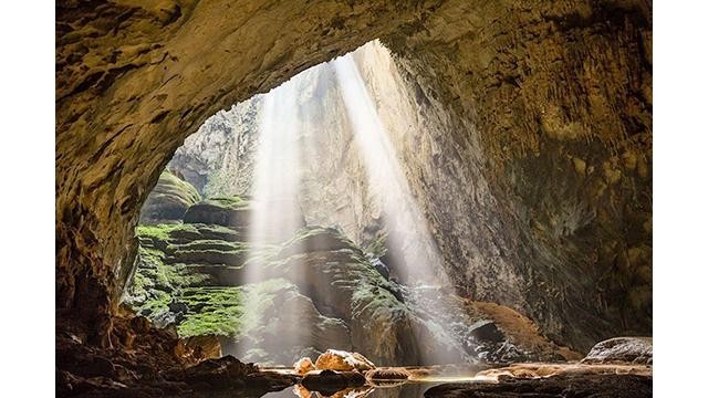La grotte Son Doong en tête de la liste des 10 grottes naturelles les plus magnifiques. Photo : VNA.