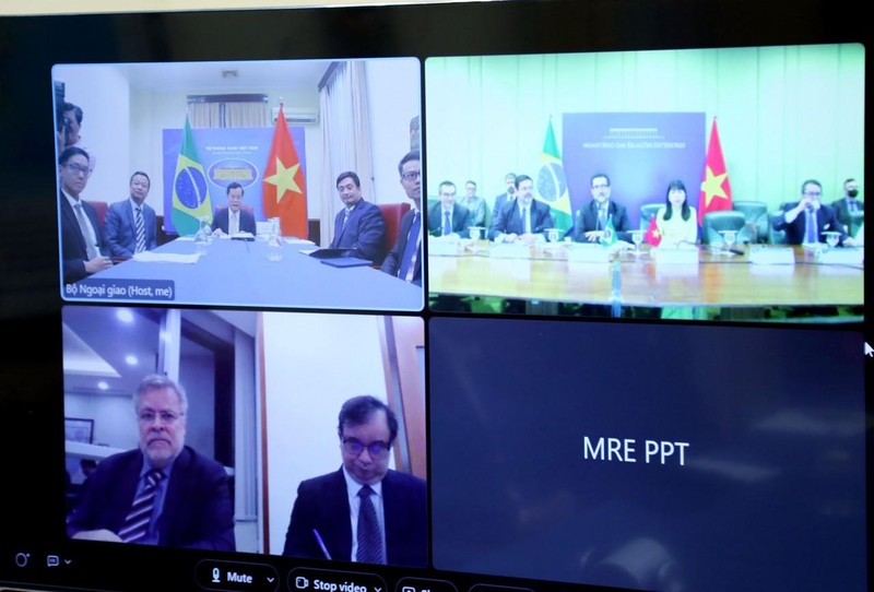La huitième consultation politique au niveau des vice-ministres du Vietnam et du Brésil par vidéoconférence. Photo : baoquocte.vn
