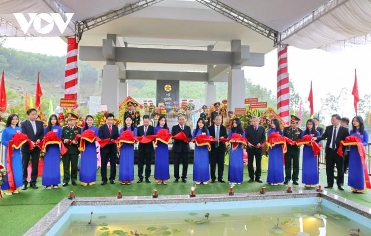 Nguyên Xuân Phuc à l’inauguration du mémorial de Hon Tàu-Dèo Le. Photo : VOV.