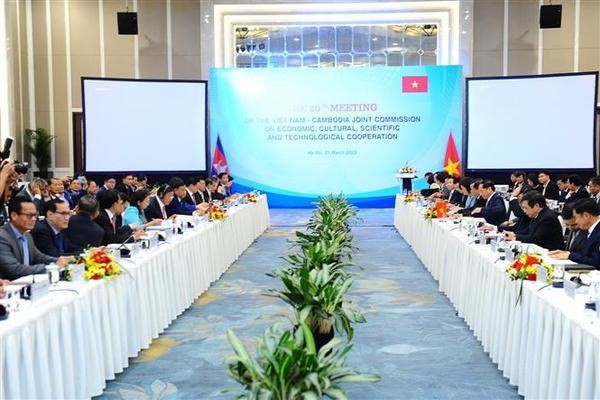 La 20e réunion du Comité mixte Vietnam - Cambodge de la Coopération économique, culturelle, scientifique et technique. Photo : VNA.