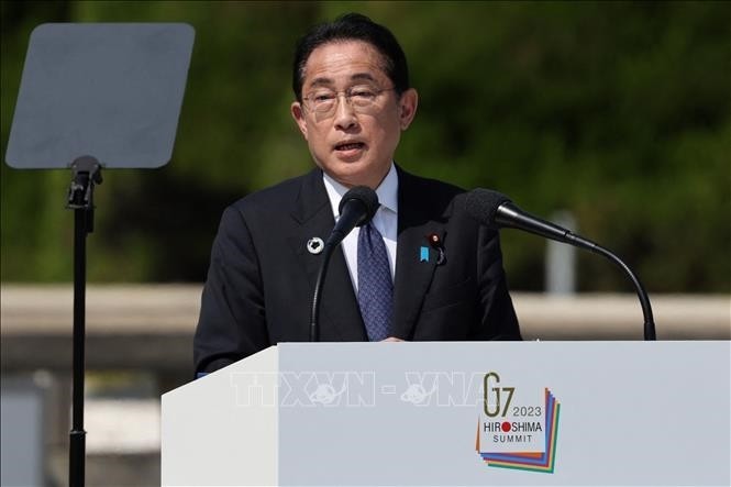 Le Premier ministre japonais, Kishida Fumio, lors de la conférence de presse sur la clôture du Sommet. Photo : VNA.
