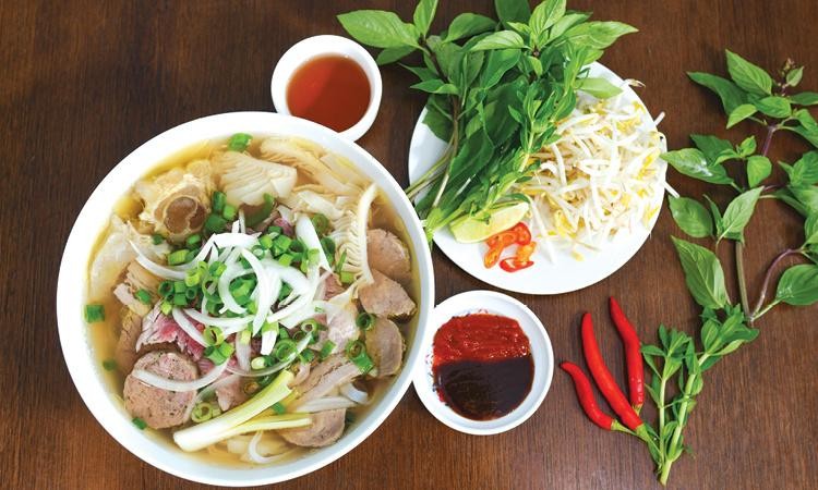 Le ‘’phở’’ vietnamien parmi les 100 plats les plus populaires au monde. Photo : VnExpress.