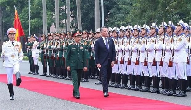 Le général d'armée Phan Van Giang, ministre de la Défense (à gauche), et le vice-Premier ministre et ministre australien de la Défense, Richard Donald Marles. Photo : VNA.