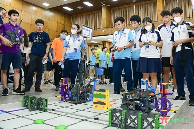 Au concours "National Robotics Tounament 2022". Photo : qdnd.vn