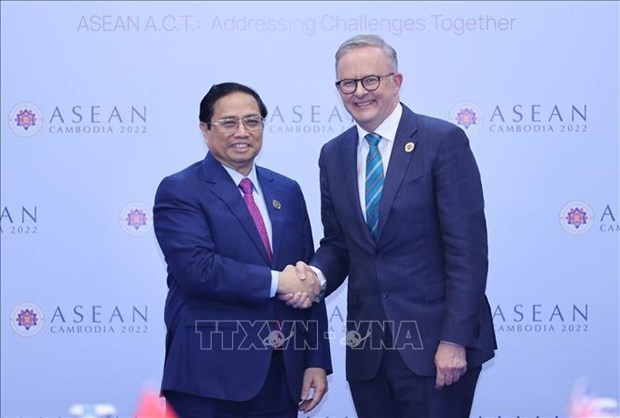 Le Premier ministre vietnamien, Pham Minh Chinh (à gauche) et son homologue australien, Anthony Albanese (à droite). Photo : VNA.