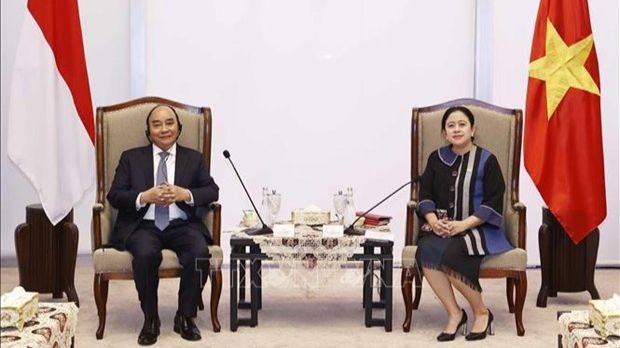Le président Nguyên Xuân Phuc et la présidente de la Chambre des représentants d'Indonésie, Puan Maharani. Photo: VNA