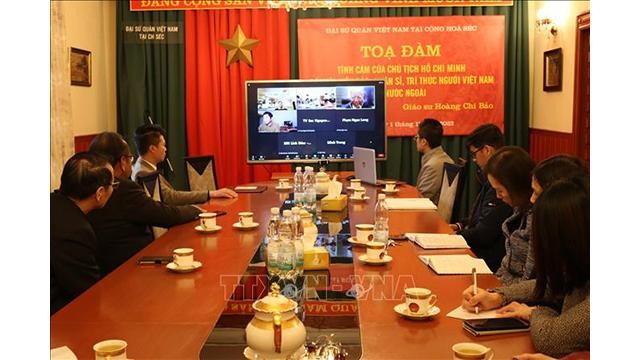 Le séminaire sur le thème « Les sentiments du Président Hô Chi Minh envers des Vietnamiens d'outre-mer et des intellectuels à l'étranger ». Photo : thoidai.com.vn
