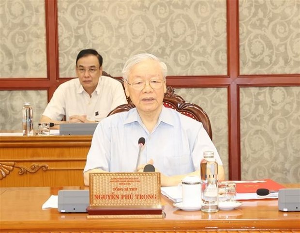 Le Secrétaire général Nguyên Phu Trong lors de la réunion du Bureau Politique, à Hanoi, le 25 mai. Photo : VNA.