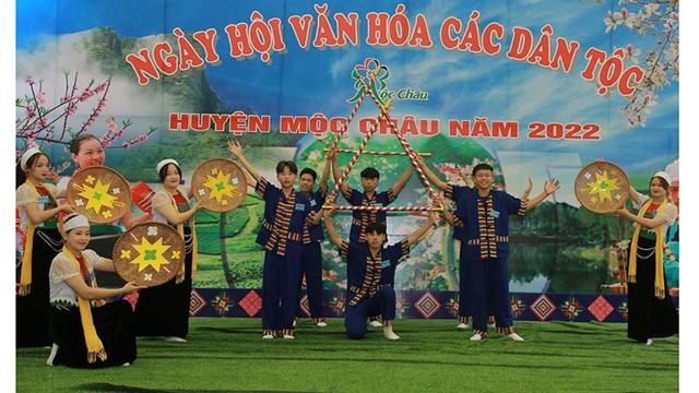 La Journée de la culture des groupes ethniques dans le district de Môc Châu. Photo : NDEL