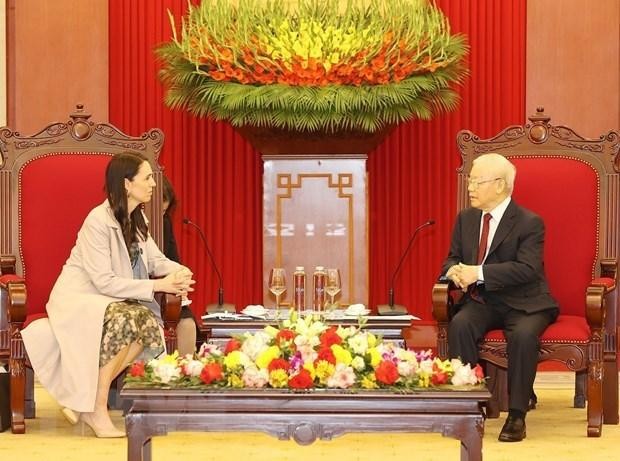 Le Secrétaire général du Comité central du Parti Nguyên Phu Trong reçoit la Première ministre Jacinda Ardern. Photo: VNA