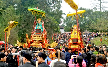 La Fête du temple de Dông Cuong. Photo : VGP.