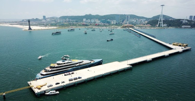 Vue aérienne du port de croisière international de Ha Long, à Quang Ninh. Photo : CVN.