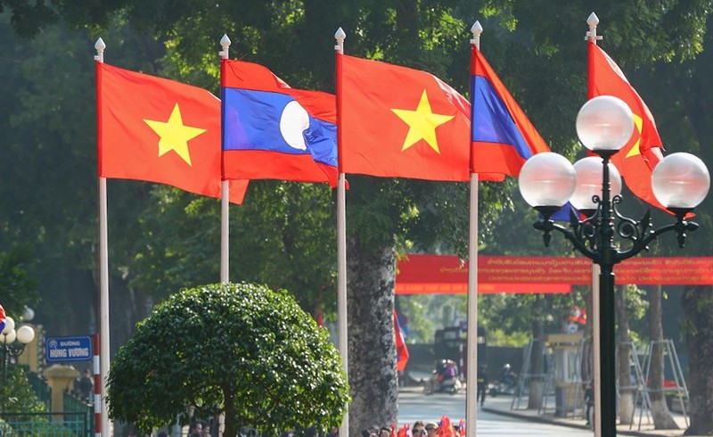 Les relations politiques entre le Vietnam et le Laos continuent d'être étroites, stables et multiformes. Photo : VNA.
