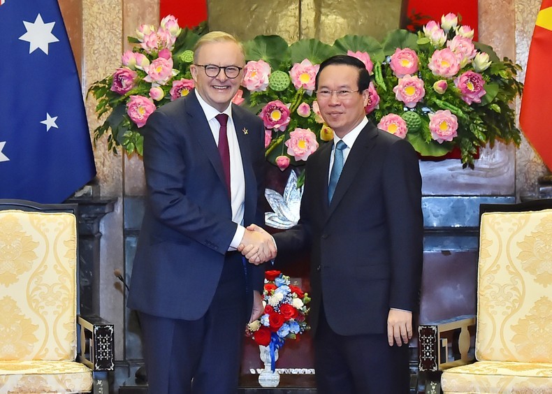 Le Président vietnamien, Vo Van Thuong (à droite) et le Premier ministre australien, Anthony Albanese. Photo : VNA.