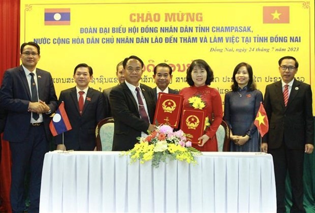 Signature de la cooopération entre Dông Nai et Champasak. Photo : VNA.