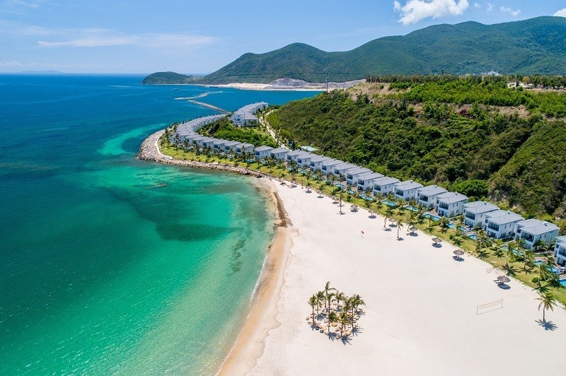 Nha Trang possède les plus belles plages du Vietnam, où l'on trouve du sable fin et blanc, de l'eau turquoise et un climat agréable. Photo : baoquocte.vn