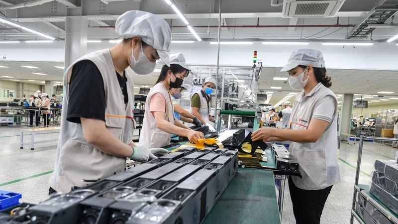 Le Vietnam continue de renforcer sa position comme l’un des trois principaux pays où les entreprises européennes souhaitent investir, selon le directeur général de SOA. Photo : VNA.