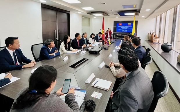 Séminaire « Promotion des exportations vers les pays de l'Alliance du Pacifique » s’est tenu le 28 septembre à Bogota, Colombie. Photo : kinhtedothi.vn