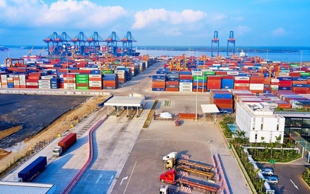 Le chiffre d'affaires total de l’import et de l’export de marchandises entre le Vietnam et l'Europe et l'Amérique en 2023 devrait atteindre environ 208 milliards de dollars, soit en baisse d'environ 9,5% par rapport à 2023. Photo : VNA