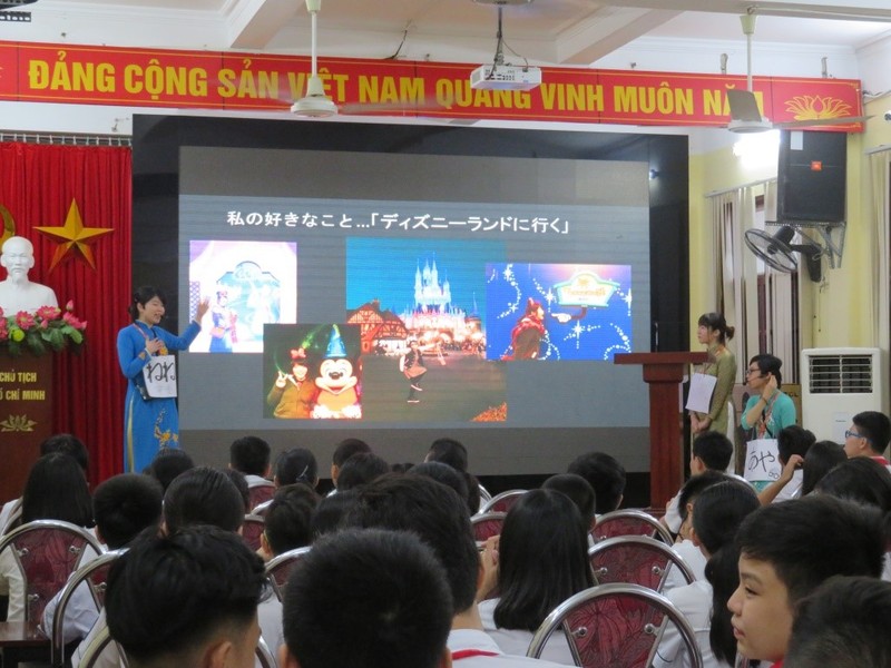 Un cours du programme « Partenaires en langue japonaise » dans le collège à Hai Phong. Photo : haiphongnews.gov.vn