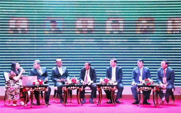 Les délégués lors de la conférence "Rencontre avec l'Indonésie en 2024" tenue à la ville de Nha Trang, province de Khanh Hoa (au Centre). Photo : VNA.