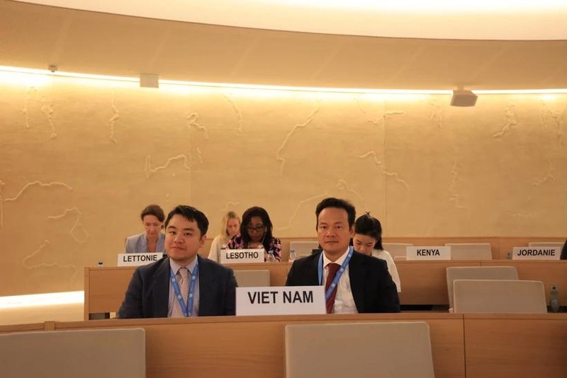L'ambassadeur Mai Phan Dung, chef de la délégation permanente du Vietnam auprès de l'ONU lors de la séance de discussion. Photo : VNA.