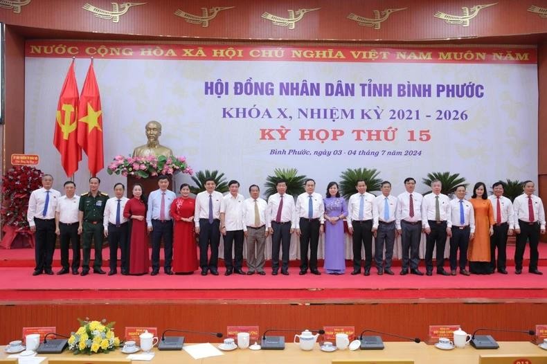 La 15e session du Conseil populaire de la province de Binh Phuoc du 10e mandat (2021-2026). Photo : NDEL.