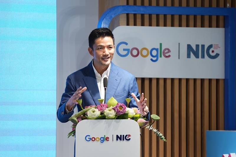 Marc Woo, directeur général de Google Asia Pacific au Vietnam, prend la parole lors du forum. Photo : vneconomy