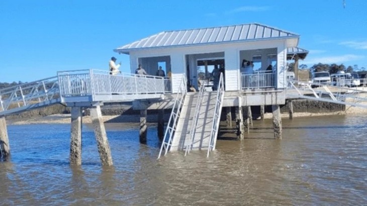 La passerelle effondrée. Source : X.