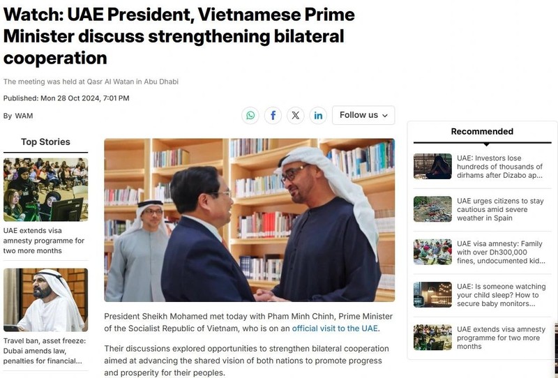 Khaleej Times met en lumière une rencontre entre le président des Émirats arabes unis, Cheikh Mohamed, et le Premier ministre vietnamien Pham Minh Chinh. Photo : Khaleej Times.