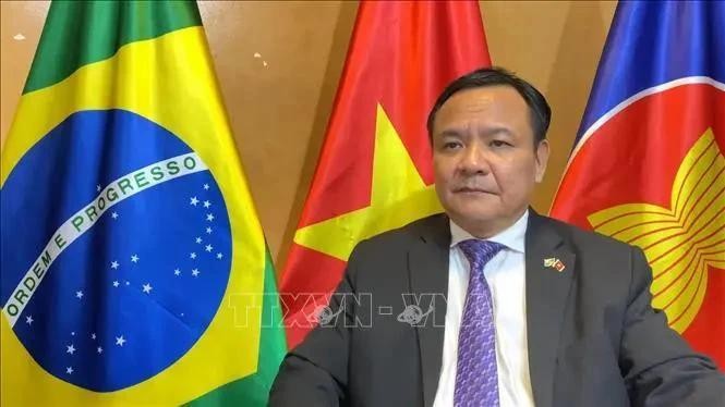 L’ambassadeur du Vietnam au Brésil, Bui Van Nghi. Photo : VNA.