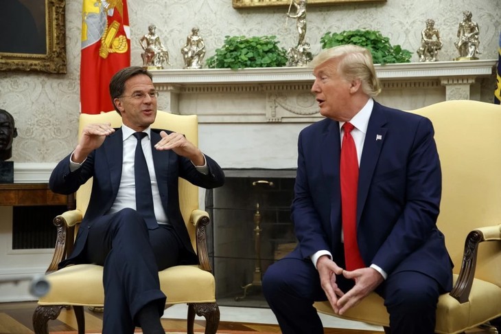 Mark Rutte (gauche) et Donald Trump. Photo : Alex Brandon.