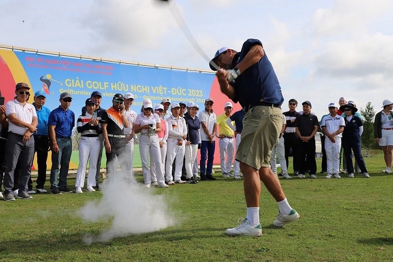 Le 6e tournoi de golf d'amitié Vietnam - Allemagne vise à renforcer les relations amicales entre la communauté vietnamienne et les amis allemands. Photo : VNA.