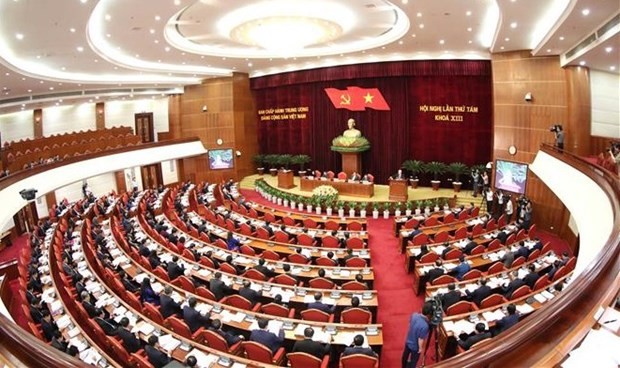 Une séance du 8e Plénum du Comité central du Parti du 13e mandat. Photo : VNA.