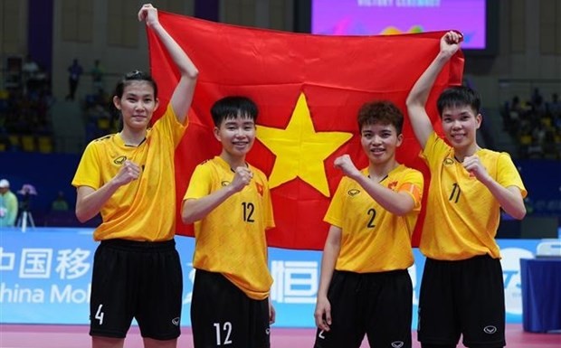 ASIAD 19 : l'équipe féminine de sepak takraw de quatre remporte la 2e médaille d'or pour le Vietnam